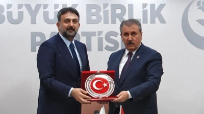 BBP Genel Başkanı Destici: "Ter&ouml;r &ouml;rg&uuml;t&uuml; ve onun uzantılarına, elebaşlarına g&uuml;venmiyoruz"
