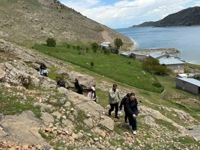 BEDOSK, Van&rsquo;ın saklı g&uuml;zelliklerinden biri olan İnk&ouml;y&rsquo;e y&uuml;r&uuml;y&uuml;ş d&uuml;zenledi
