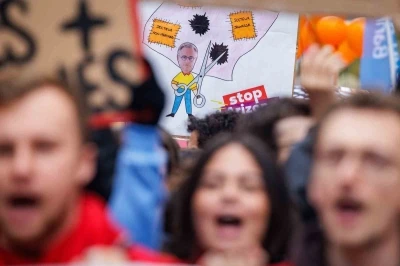 Belçika’da genel grev: Toplu taşıma ve kamu hizmetleri durdu
