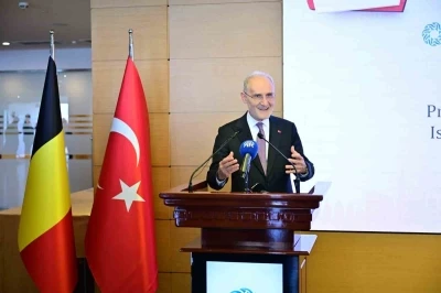 Bel&ccedil;ika Flaman B&ouml;lge H&uuml;k&uuml;meti Başbakanı Diependaele, İTO Başkanı Avdagi&ccedil; ile bir araya geldi
