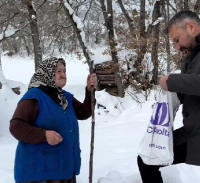 Belediye başkanı kaybolan emanetin parasını cebinden &ouml;dedi
