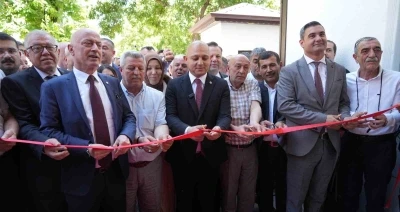 Belediye başkanı, makam odasının da yer aldığı binayı sosyal tesise d&ouml;n&uuml;şt&uuml;rd&uuml;
