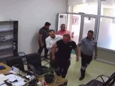 Belediye önünde kendisini ateşe vermişti: Olayın kamera görüntüleri ortaya çıktı
