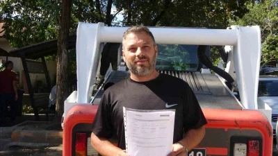 Belediye personeli, hesabına yanlışlıkla yatan parayı iade etti
