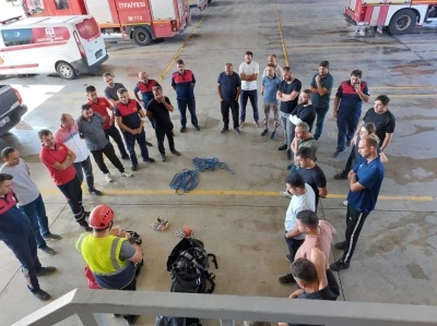 Belediye personeline yüksekte çalışma eğitici eğitimi verildi
