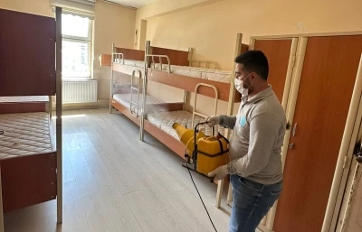 Belediyeden okullarda ilaçlama ve dezenfeksiyon
