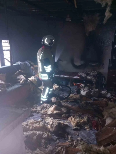Belen&rsquo;de yanan ev kullanılmaz hale geldi
