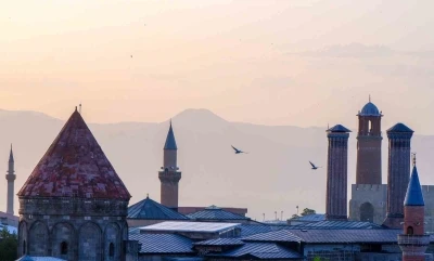 Belgeler konuştu: Erzurum, İzmir&rsquo;in acısını y&uuml;reğinde hissetmiş
