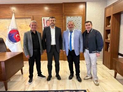 Berberler ve Kuaf&ouml;rler G&uuml;n&uuml;&rsquo;nde anlamlı ziyaret
