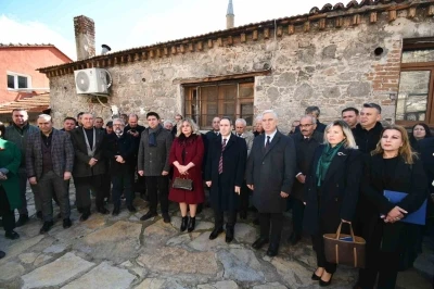 Bergama&rsquo;da tarihi hamamdan Parş&ouml;men M&uuml;zesi&rsquo;ne uzanan yolculuk
