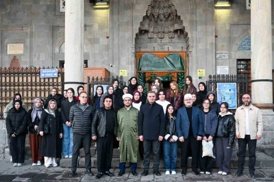 Beş  vakitte beş cami
