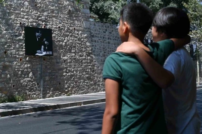 Beşiktaş belediyesi, Çırağan Caddesi üzerindeki Atatürk albümünü yeniledi
