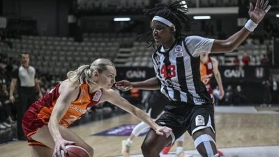 Beşiktaş'ı deviren Galatasaray d&ouml;rtl&uuml; finalde