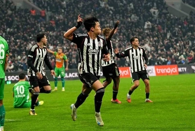 Beşiktaş&rsquo;ın yenilmezlik serisi 13 ma&ccedil;a &ccedil;ıktı
