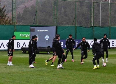 Beşiktaş, Kasımpaşa ma&ccedil;ı hazırlıklarını tamamladı

