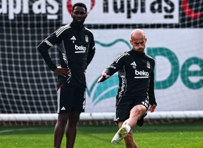 Beşiktaş, kondisyon ve taktik çalıştı
