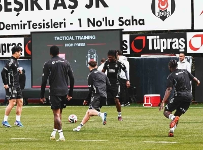 Beşiktaş kondisyon ve taktik &ccedil;alıştı
