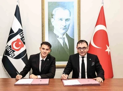 Beşiktaş, Kristjan Asllani&rsquo;yi kadrosuna kattı
