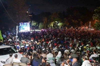 Beşiktaş’ta kalpler &quot;12 Dev Adam&quot; için attı
