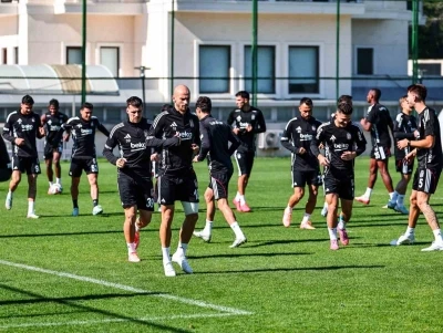 Beşiktaş’ta Konyaspor maçı hazırlıkları devam etti
