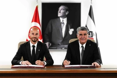 Beşiktaş, Vaclav Cerny ile sözleşme imzaladı
