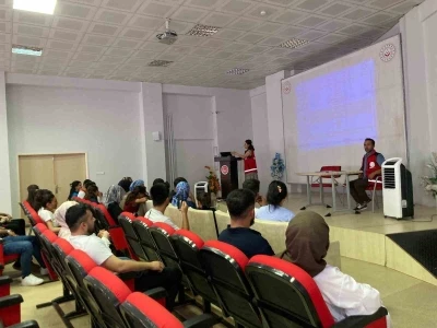 Besni’de 16 çifte evlilik öncesi eğitim verildi
