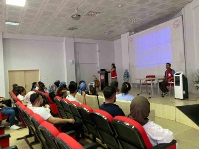 Besni’de 16 çifte evlilik öncesi eğitim verildi