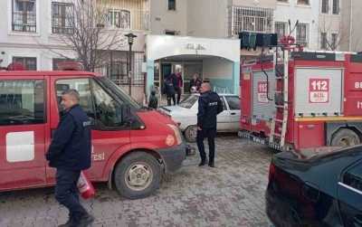 Besni&rsquo;de &ccedil;ıkan ev yangını korkuttu