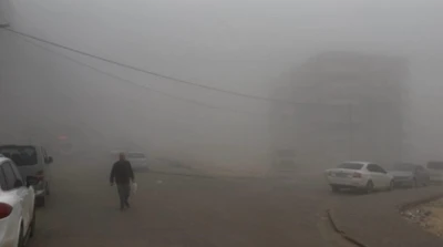 Besni&rsquo;de yoğun sis ve sağanak yağış hayatı olumsuz etkiledi
