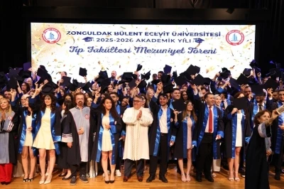 BEUN&rsquo;da gen&ccedil; doktorlar meslek hayatına uğurlandı
