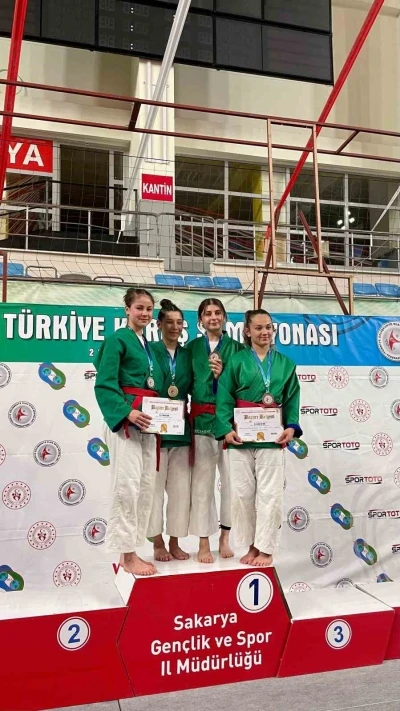 BEUN &ouml;ğrencisi Dilara Ulama T&uuml;rkiye derecesiyle gururlandırdı
