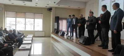 BEUN Rekt&ouml;r&uuml; &Ouml;z&ouml;l&ccedil;er, hacı adayları i&ccedil;in d&uuml;zenlenen eğitim seminerine katıldı
