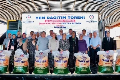 Beyağa&ccedil;lı 374 &uuml;reticiye yem desteği sağlandı
