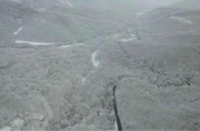 Beyaz &ouml;rt&uuml;yle kaplanan Sarıyer havadan g&ouml;r&uuml;nt&uuml;lendi
