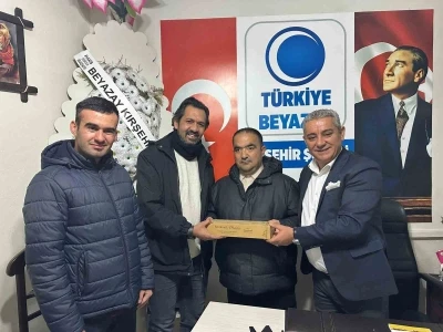 Beyazay Derneği 10 Ocak &Ccedil;alışan Gazeteciler G&uuml;n&uuml;n&uuml; kutladı
