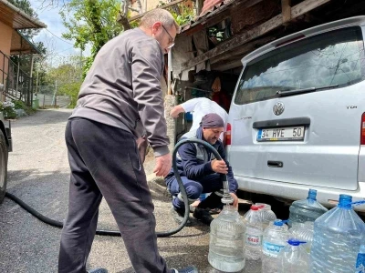 Beykoz&rsquo;da İSKİ kaynaklı su arızası eski İstanbul&rsquo;u hatırlattı
