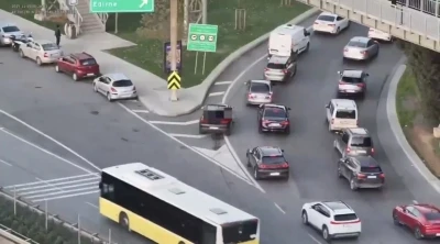 Beykoz’da &quot;kaynak manevrası&quot; pahalıya patladı: 32 sürücüye 69 bin lira ceza kesildi
