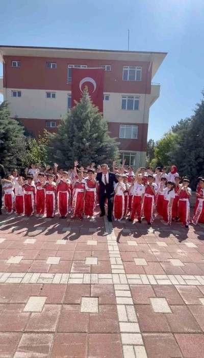 Beylikova&rsquo;da sporun g&uuml;c&uuml; her ge&ccedil;en g&uuml;n b&uuml;y&uuml;yor
