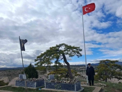 Beylikova&rsquo;daki Doğan Baba ve gelininin kabirlerinin bakım ve onarım &ccedil;alışmaları tamamlandı
