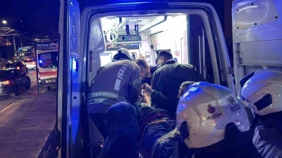 Beyoğlu’nda metro inşaatında iskele çöktü: Yaralı 2 işçi itfaiye ekipleri tarafından kurtarıldı
