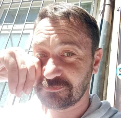 Beyoğlu&rsquo;nda yabancı uyruklu şahsın ş&uuml;pheli &ouml;l&uuml;m&uuml;: Evde kaşık ve şırınga bulundu
