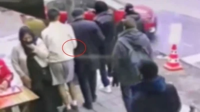 Beyoğlu&rsquo;nda yankesicilik yapan ş&uuml;pheli yakalandı
