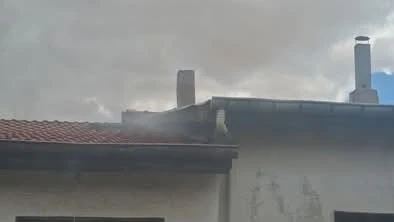 Beypazarı’nda dükkan çatısında çıkan yangın söndürüldü
