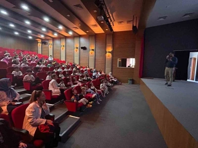 Beypazarı’nda ilköğretim öğrencilerine yönelik ağız ve diş sağlığı farkındalık eğitimi
