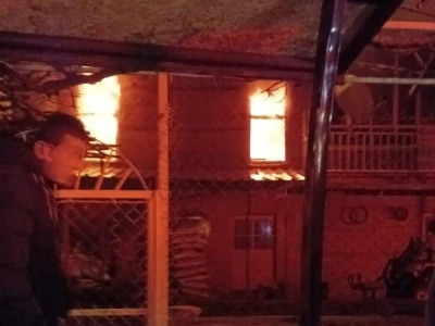 Beyşehir&rsquo;de korkutan ev yangını
