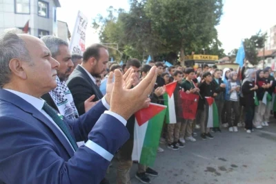 Beyşehir’de öğrenciler &quot;Soykırıma dur&quot; dedi
