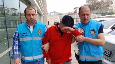 Bı&ccedil;akla dehşet sa&ccedil;an 17 yaşındaki sanığın yargılanmasına başlandı
