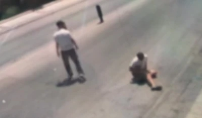 Bı&ccedil;aklı saldırgan su&ccedil; aletiyle birlikte teslim oldu

