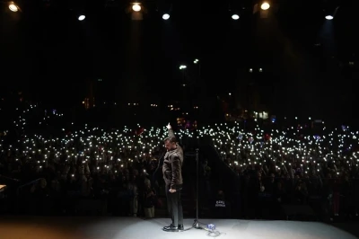 Bilecik Cumhuriyet Meydanı&rsquo;nda Ekin Uzunlar konseri
