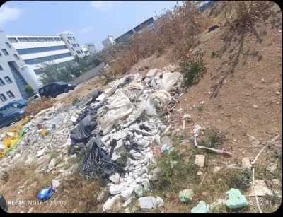 Bilecik Devlet Hastanesi etrafını çöpler sardı
